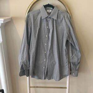 Men's Gray Check Dress Shirt - Classic Collared Button-Up